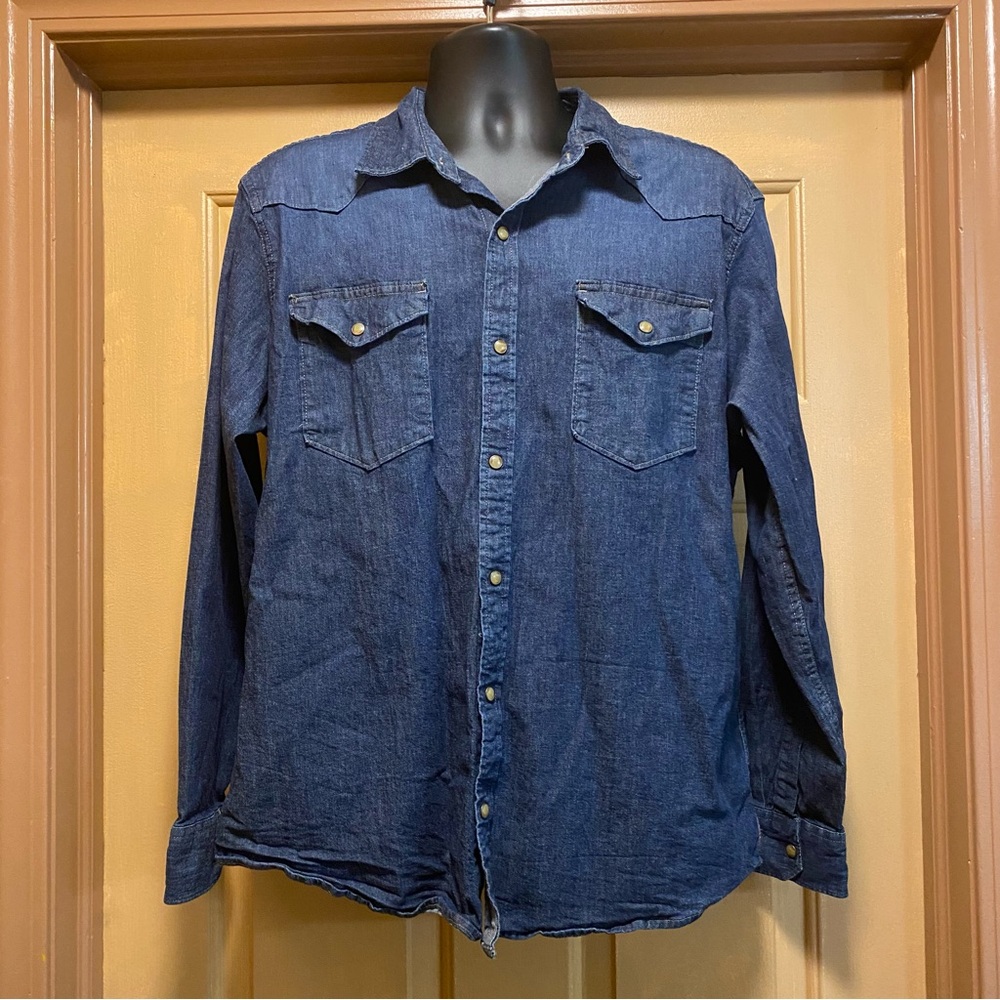 Men’s Wrangler Pearl snap dark wash denim long sleeve shirt sz XL